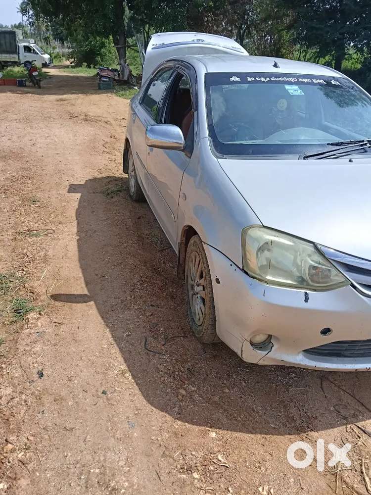 Toyota Etios Cross 2021