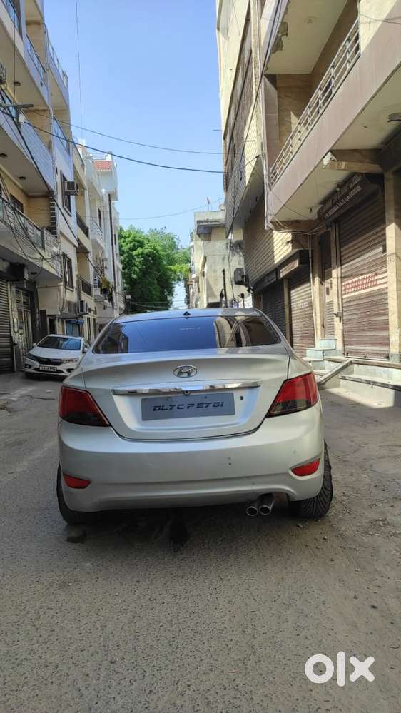 Hyundai Verna Fluidic 1.6 Vtvt Sx, 2013, Petrol