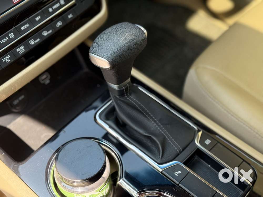 Kia Carnival Prestige, 2022, Diesel