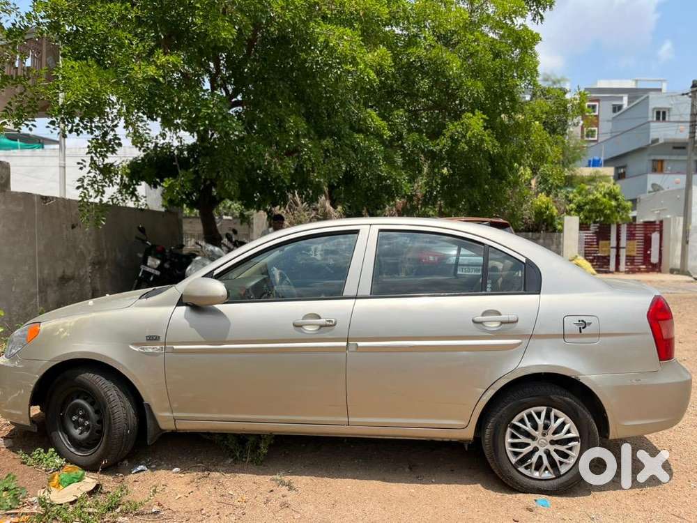 Hyundai Verna 2010 Petrol 95000 Km Driven