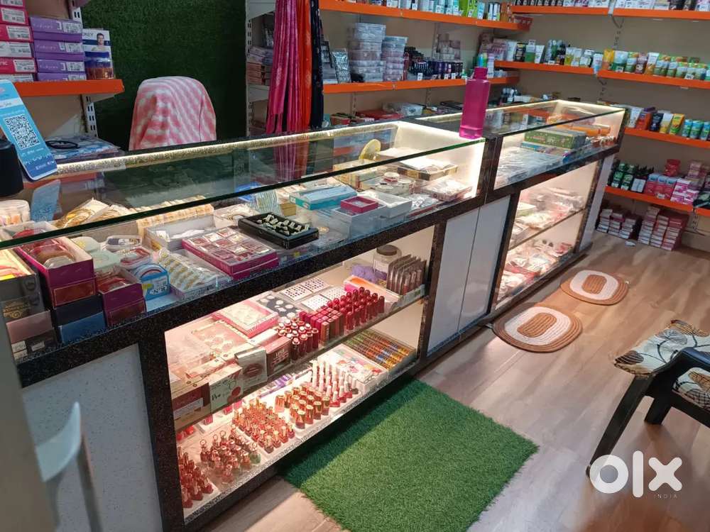 Counter Table cosmetic  Shop conter