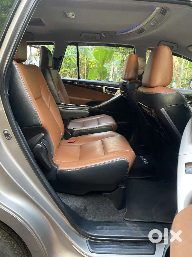 Toyota Innova Crysta 2017