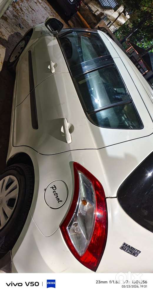 Maruti Suzuki Swift 2011-2014 Vxi, 2013, Petrol