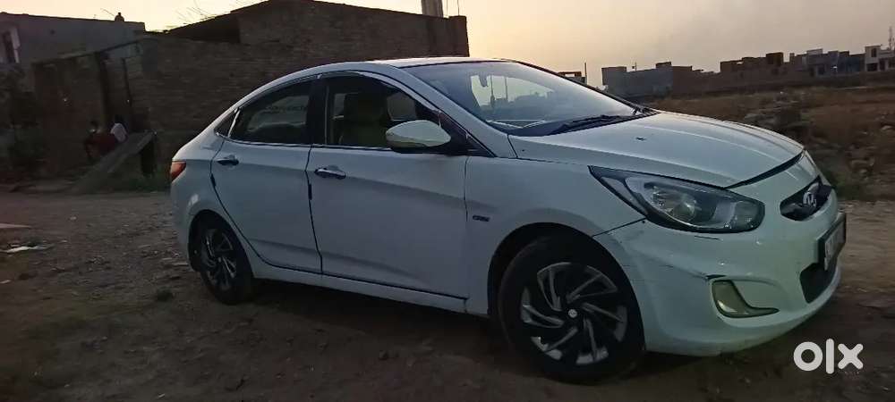 Hyundai Verna Fluidic 2012 76000 Km Driven