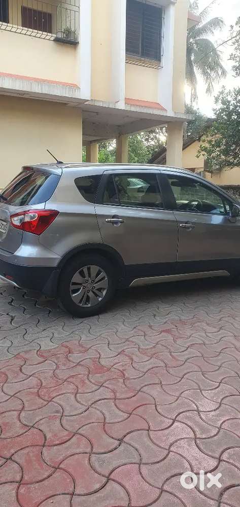 Maruti Suzuki S-cross 1.6 Alpha Diesel Well-maintained
