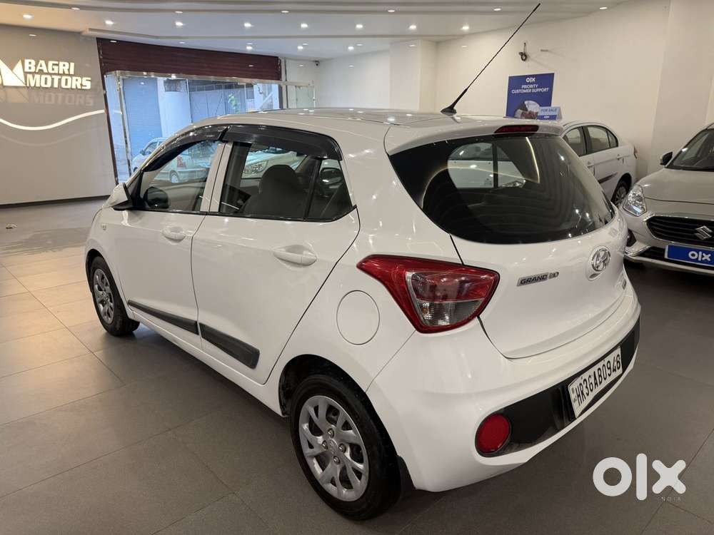 Hyundai Grand I10 Magna O At Petrol, 2017, Petrol