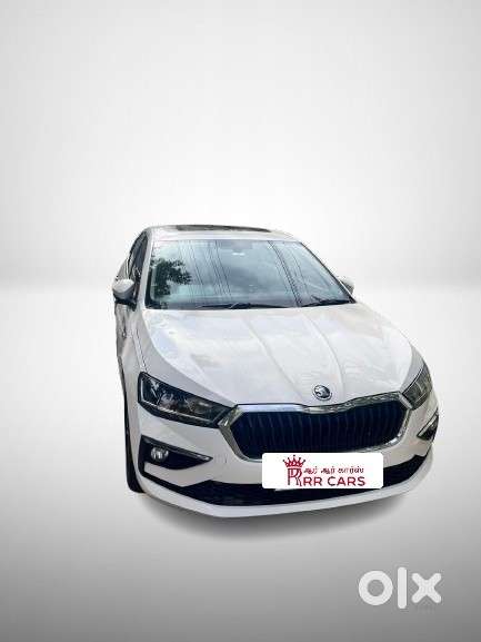 Skoda Slavia 1.0 Tsi Style At, 2024, Petrol