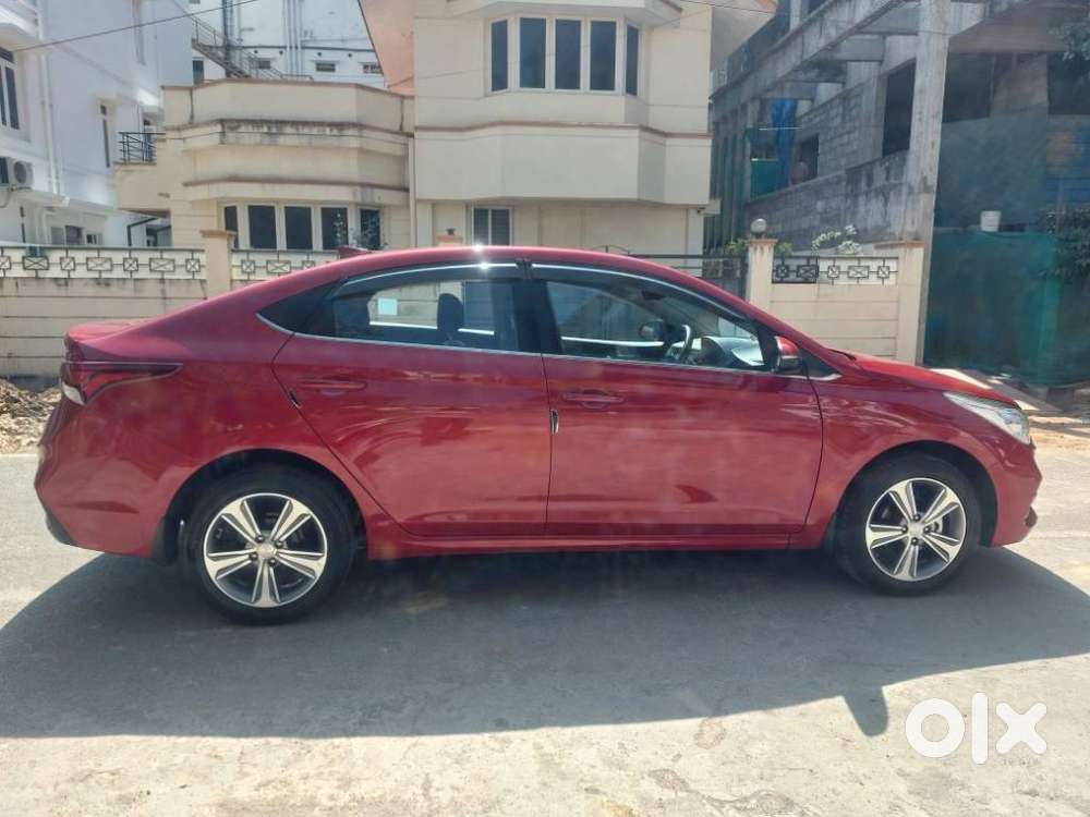 Hyundai Verna Fluidic 1.6 Vtvt Sx, 2018, Petrol