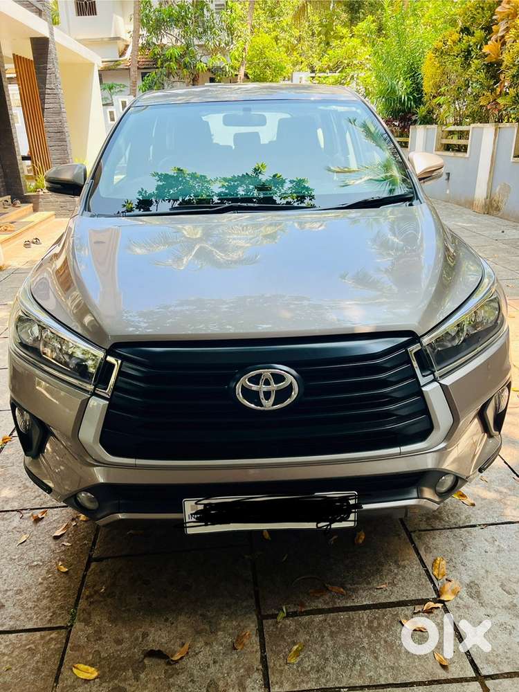Toyota Innova Crysta 2022