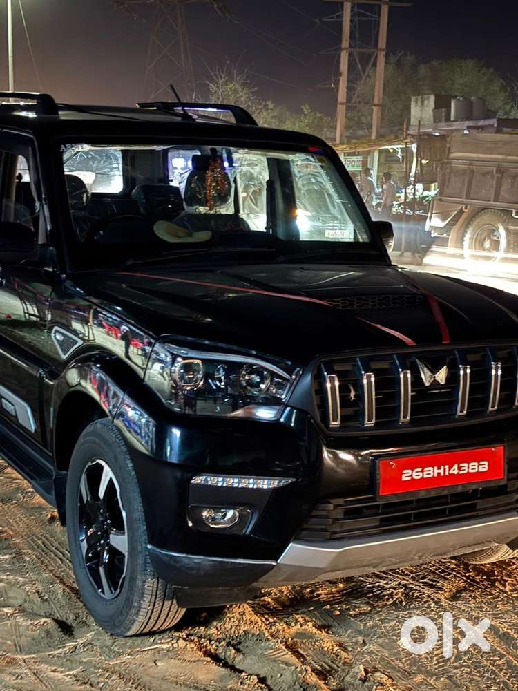 Mahindra Scorpio Classic 2016