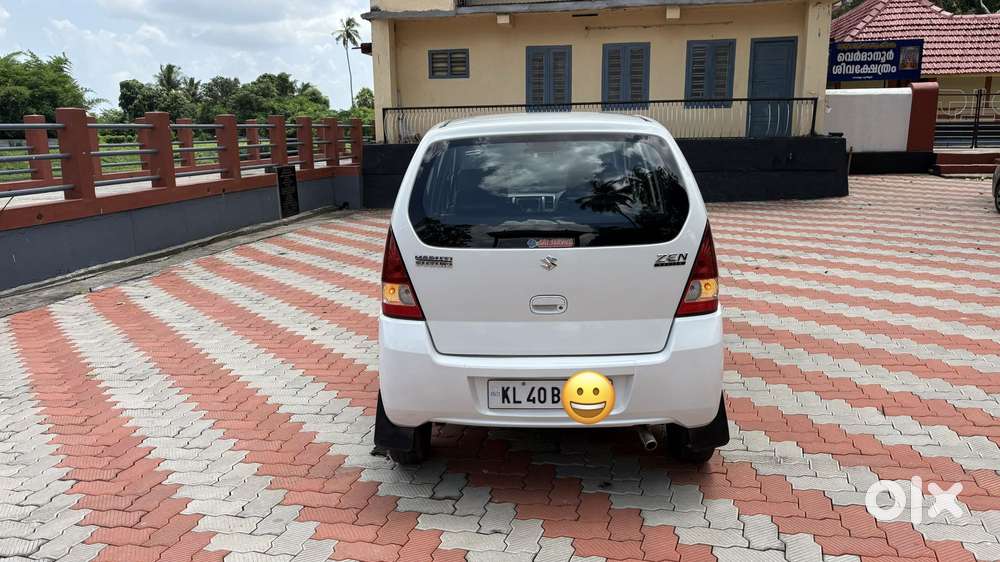 Maruti Suzuki Estilo Lxi, 2009, Petrol