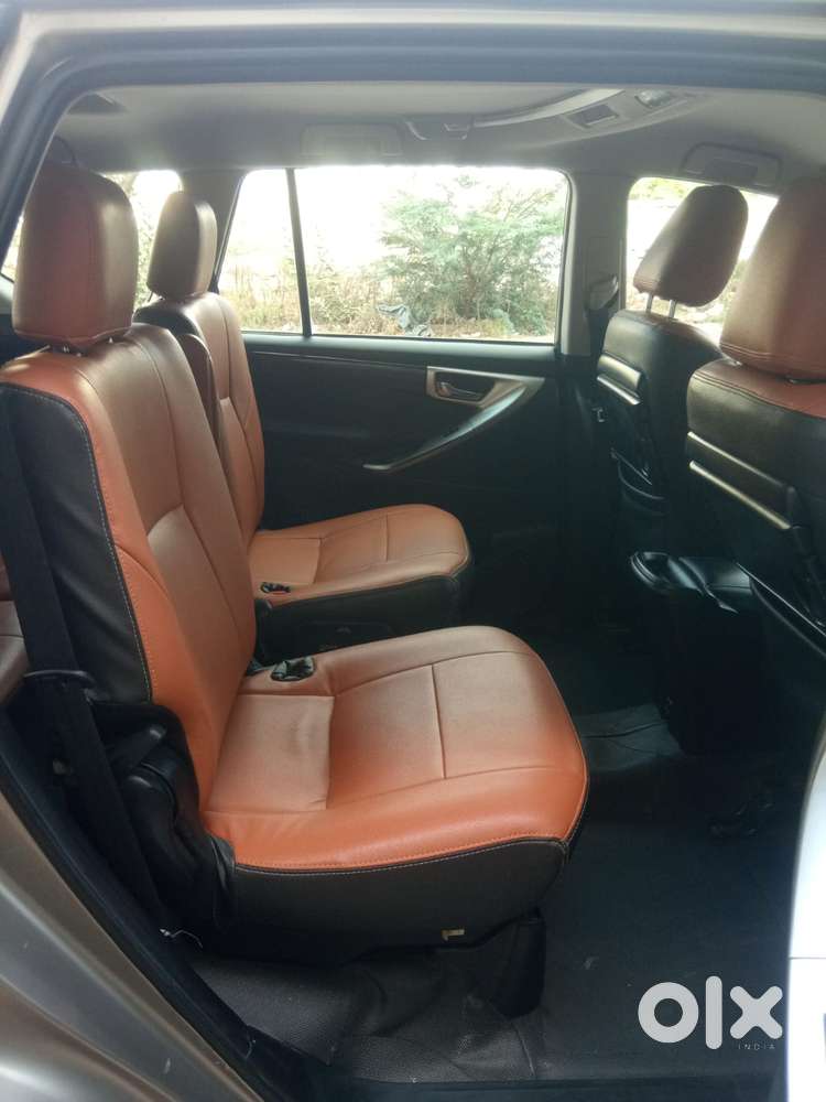 Toyota Innova Crysta