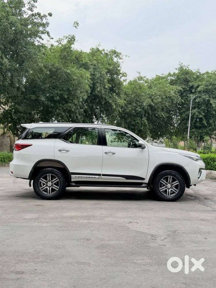 Toyota Fortuner 4x2 At 2.8 Diesel, 2020, Diesel