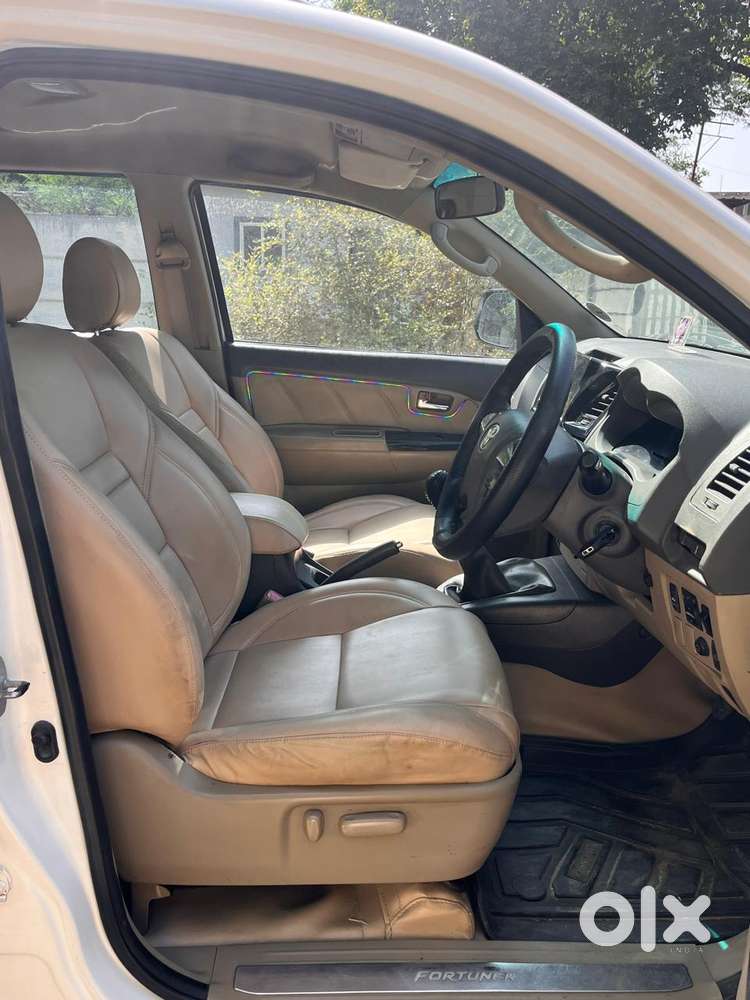 Toyota Fortuner 3.0 4x4 Manual, 2012, Diesel