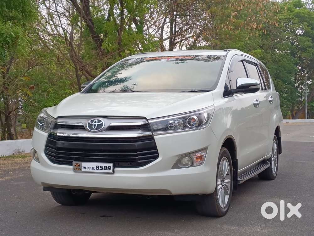 Toyota Innova Crysta 2.8z Automatic, 2016, Diesel