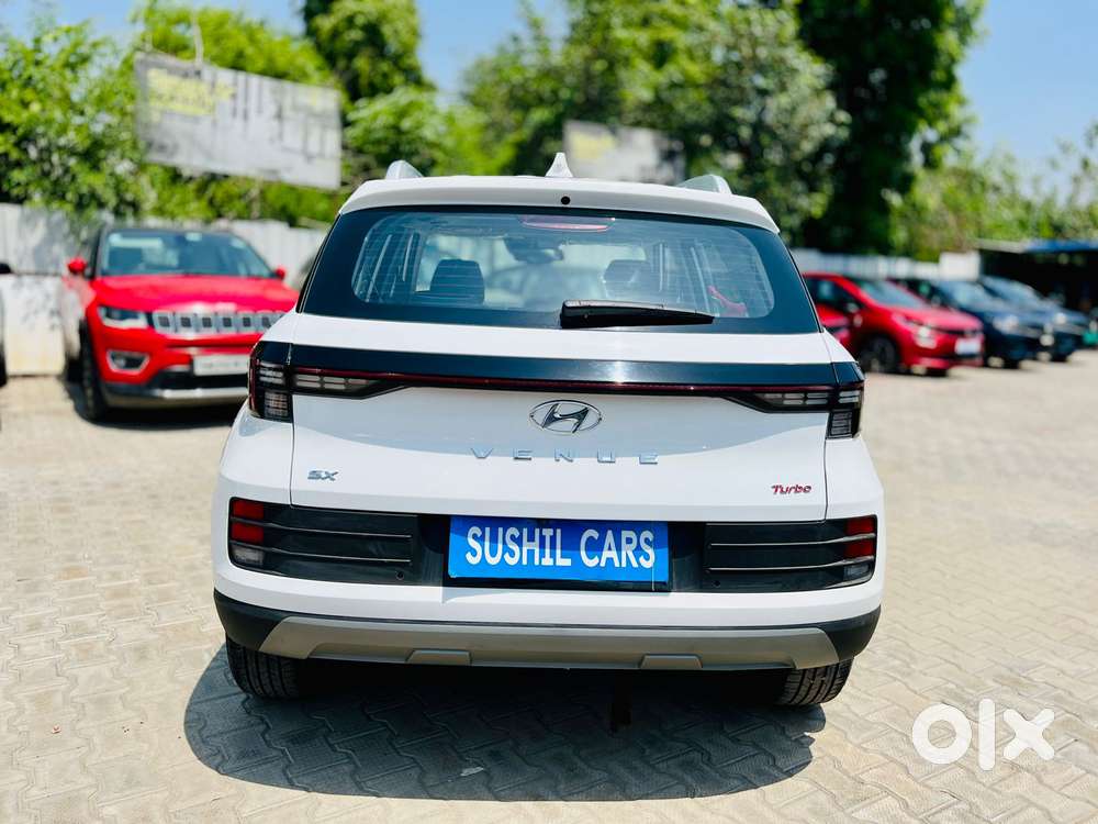 Hyundai Venue 1.0 Sx (o) Turbo Dct, 2025, Petrol
