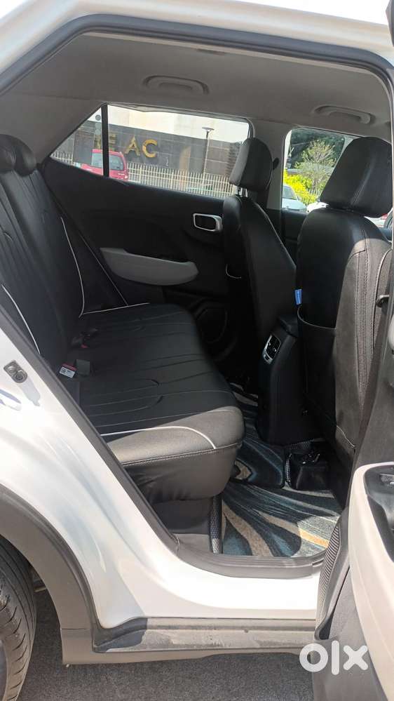 Hyundai Venue S Plus Mt 1.2 Kappa, 2024, Petrol