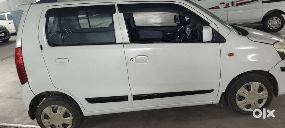 Maruti Suzuki Wagon R Vxi Amt, 2015, Petrol