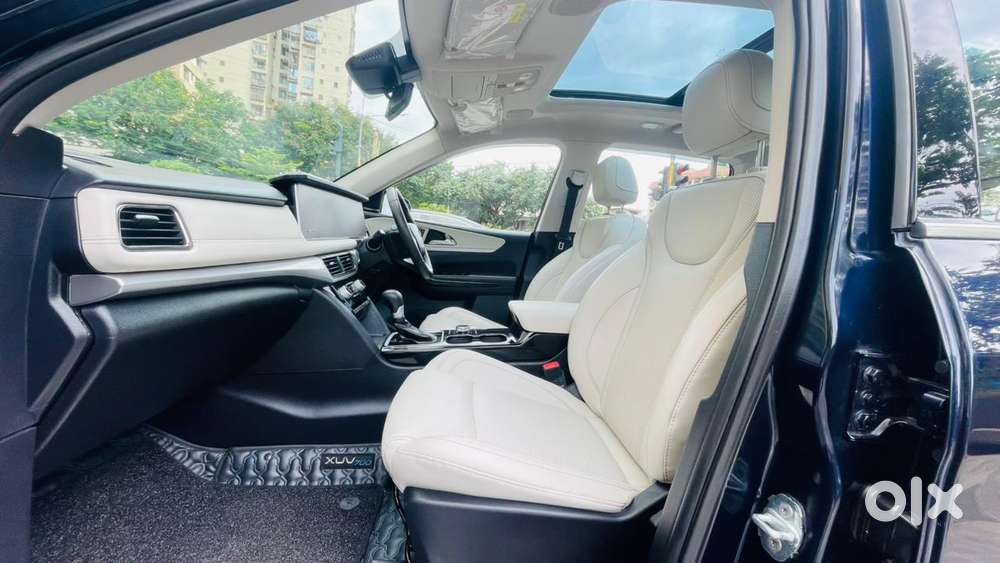 Mahindra Xuv700 2.0 Ax 7 Petrol At Luxury Pack Str, 2024, Petrol
