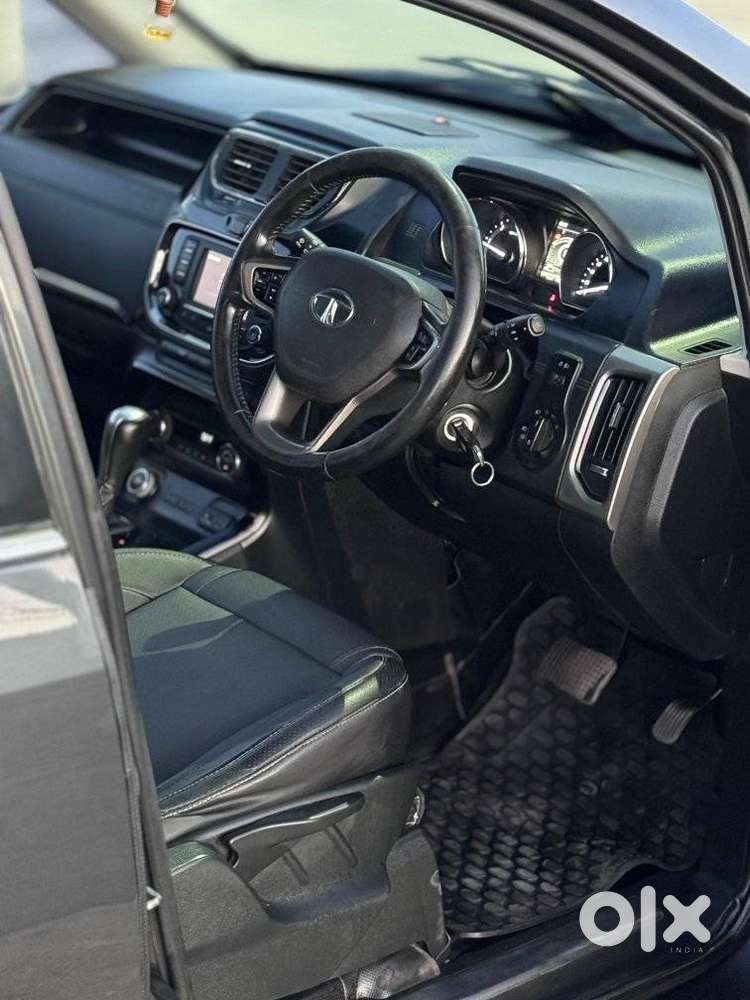 Tata Hexa 2.2 Xta 4x2 7 Str, 2018, Diesel