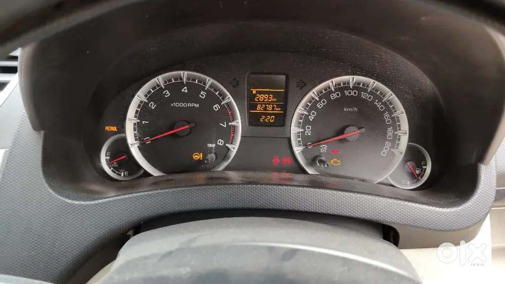 Maruti Suzuki Ertiga Aniversary Edition 2014