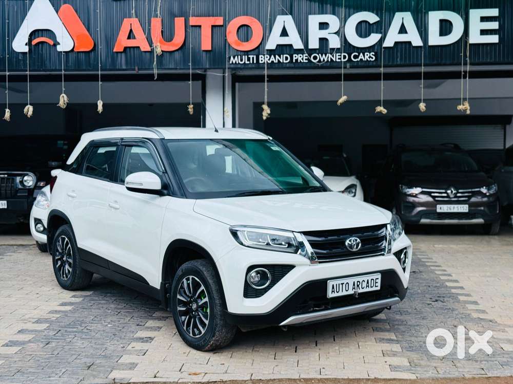 Toyota Urban Cruiser 1.5 Premium Grade Dual Tone Mt, 2022, Petrol