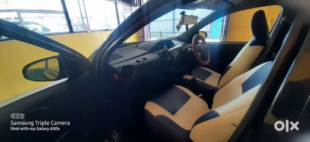 Toyota Etios Cross 2015