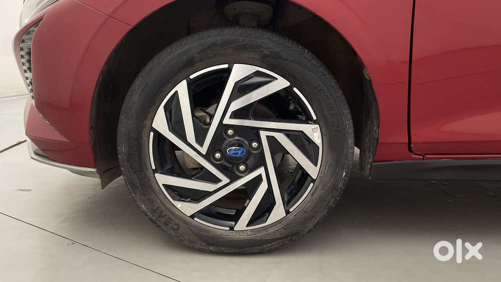 Hyundai New I20 1.2 Asta (o) Ivt, 2024, Petrol