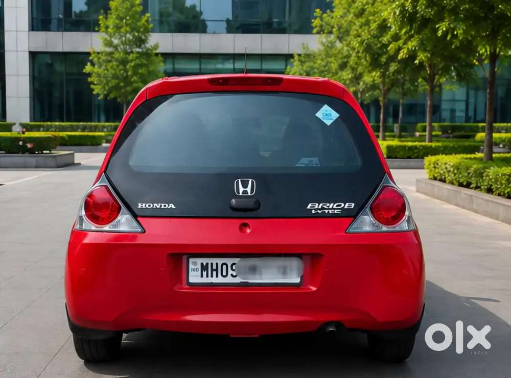 2016 Honda Brio Petrol+cng Mh09 60,000kms