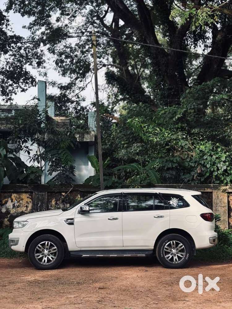 Ford Endeavour 3.2 Titanium At 4x4, 2017, Diesel