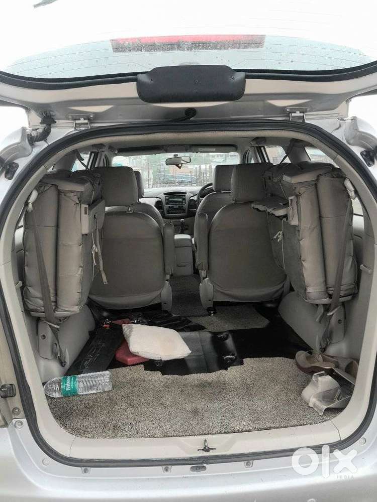 Toyota Innova 2.5 V 7 Str, 2011, Diesel