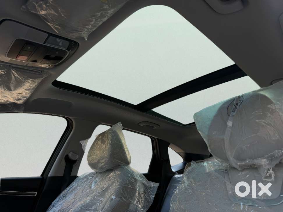 Hyundai Tucson 2.0 Signature Petrol At, 2022, Petrol