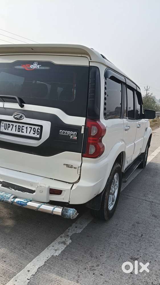 Scorpio S10 Top Model