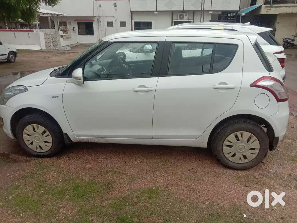 Maruti Suzuki Swift 2012