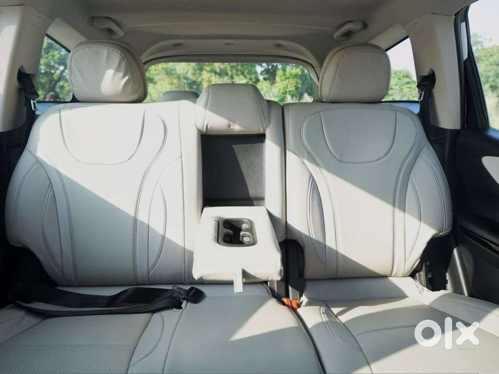 Mahindra Xuv700 2.2 Ax 5 Diesel Mt 7 Str, 2022, Diesel