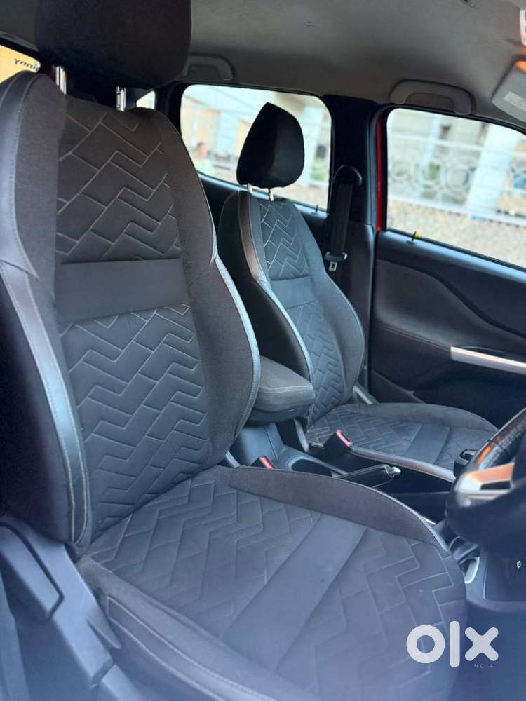 Nissan Magnite 1.0 Xv, 2022, Petrol
