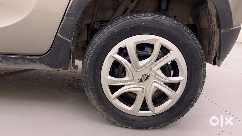 Mahindra Kuv 100 Mfalcon G80 K4, 2017, Petrol