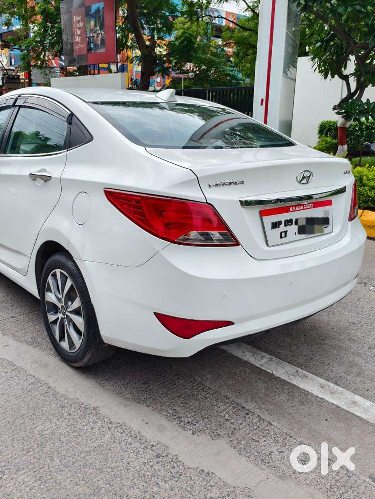 Hyundai Verna 1.6 Sx (o) Vtvt Se, 2017, Diesel