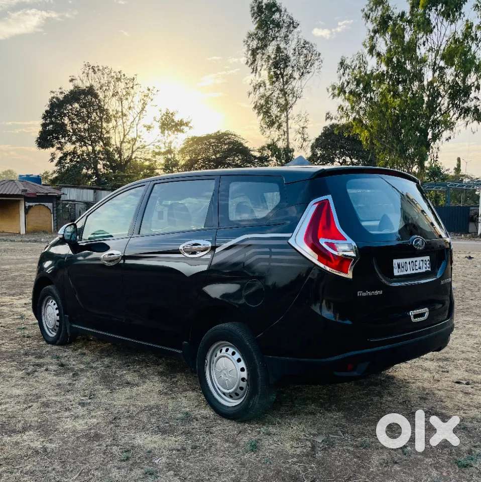 Mahindra Marazzo M2, 2018, Diesel