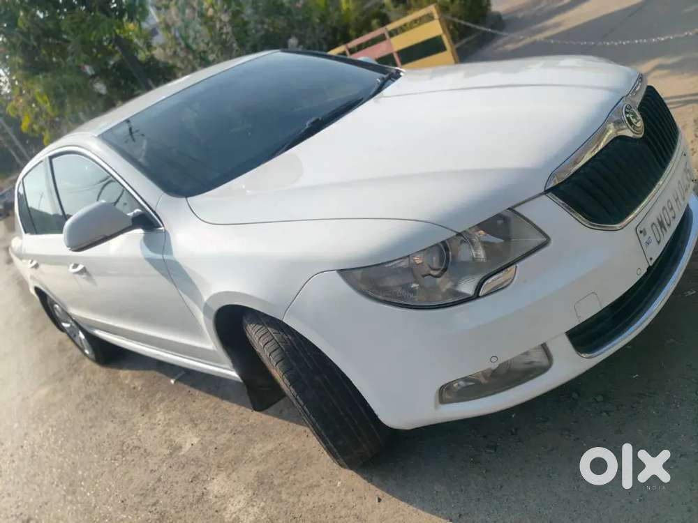 Skoda Superb 2012 Petrol Well Maintained