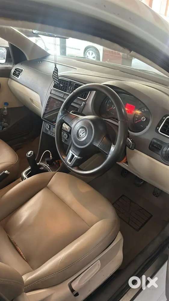 Volkswagen Vento 2012 Petrol Manual Highline