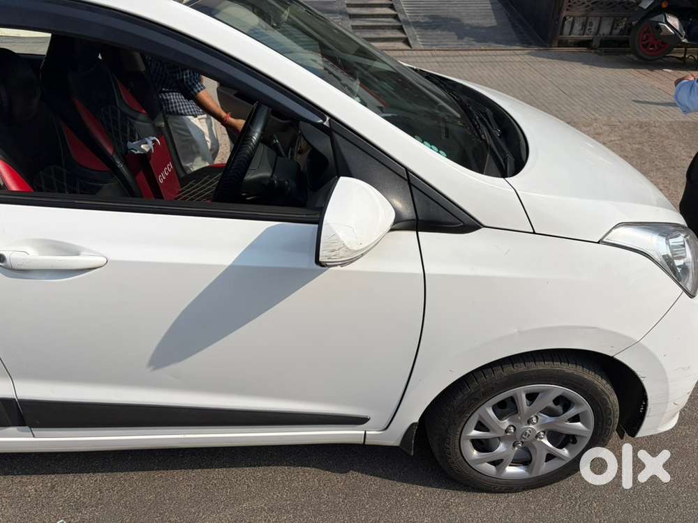 Hyundai Grand I10 2020 Petrol 39500 Km Driven