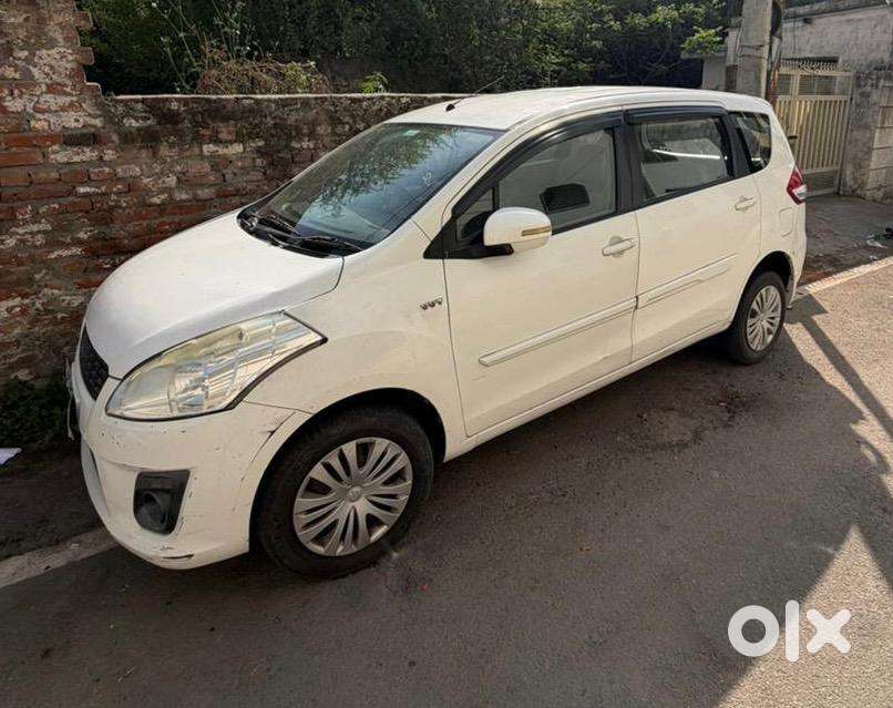 Maruti Suzuki Ertiga 2013 Petrol 83000 Km Driven
