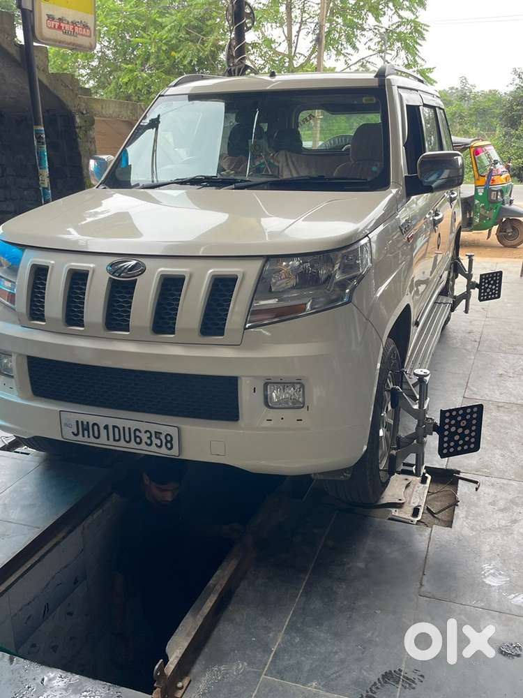 Mahindra Tuv 300 Plus 2018 Diesel Well Maintained