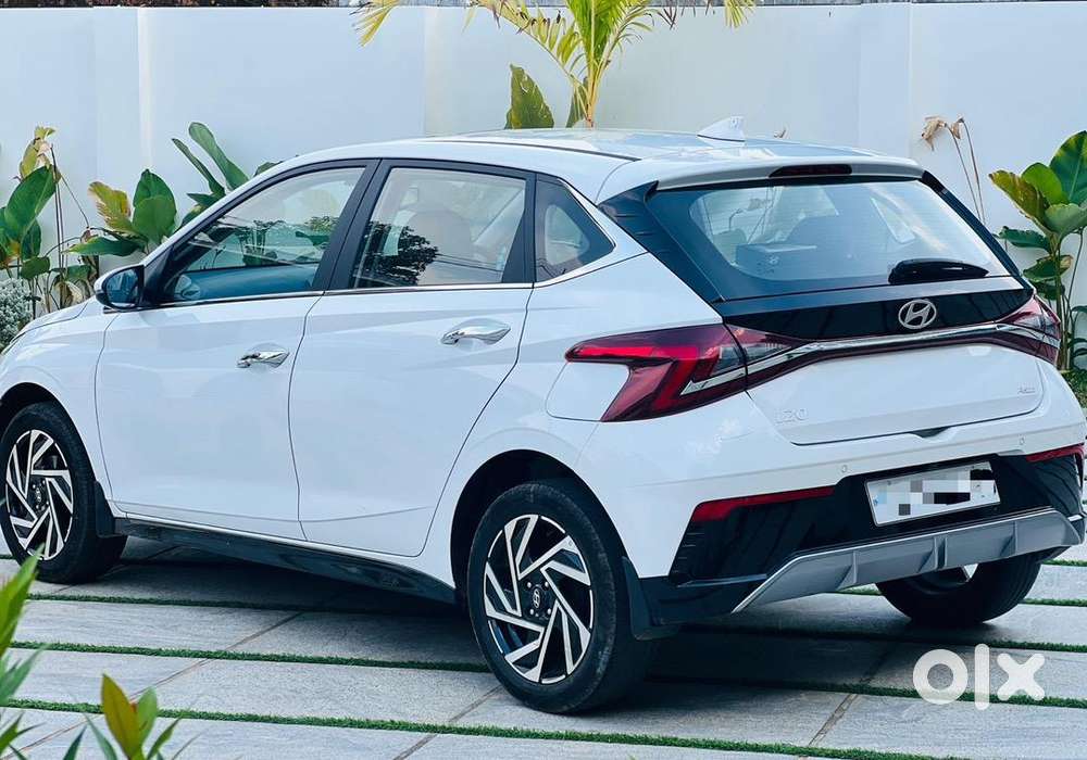 Hyundai New I20 1.2 Asta (o) Ivt, 2024, Petrol