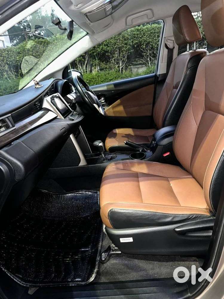Toyota Innova Crysta 2.8 Z, 2016, Diesel
