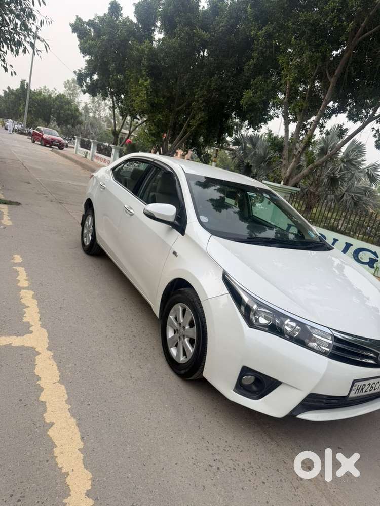 Toyota Corolla Altis 2014
