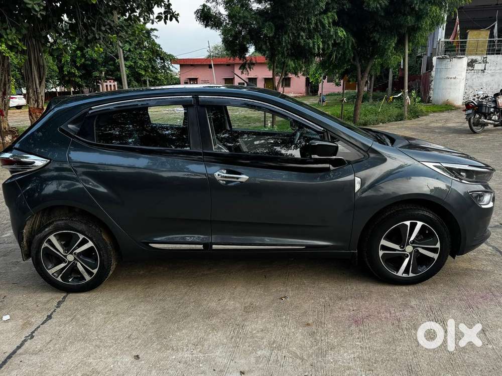 Tata Altroz Petrol 2020