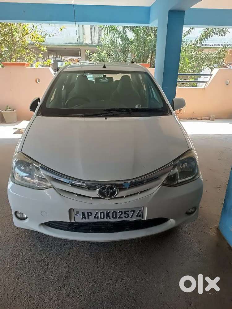 Toyota Etios 2011 Petrol Well Maintained