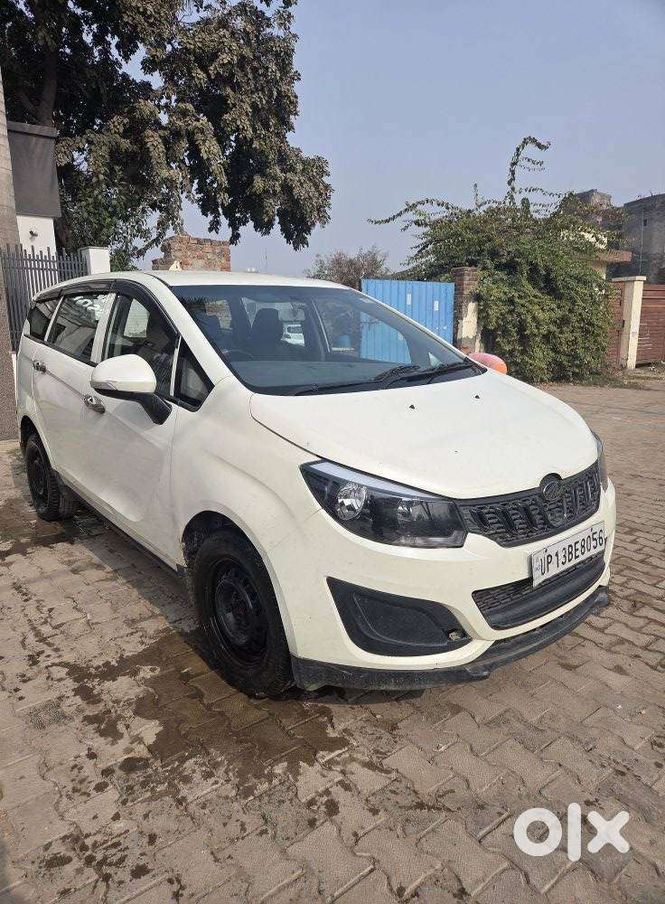 Mahindra Marazzo